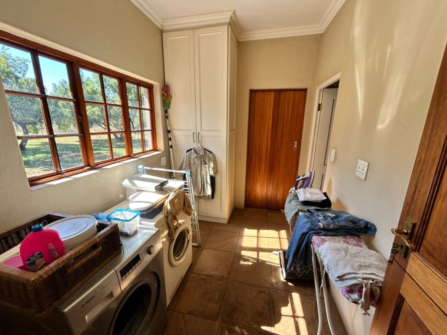 3 Bedroom Property for Sale in Hartbeesfontein North West